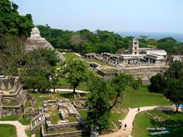 Паленке - самый живописный из всех древних
городов майя в Мексике.