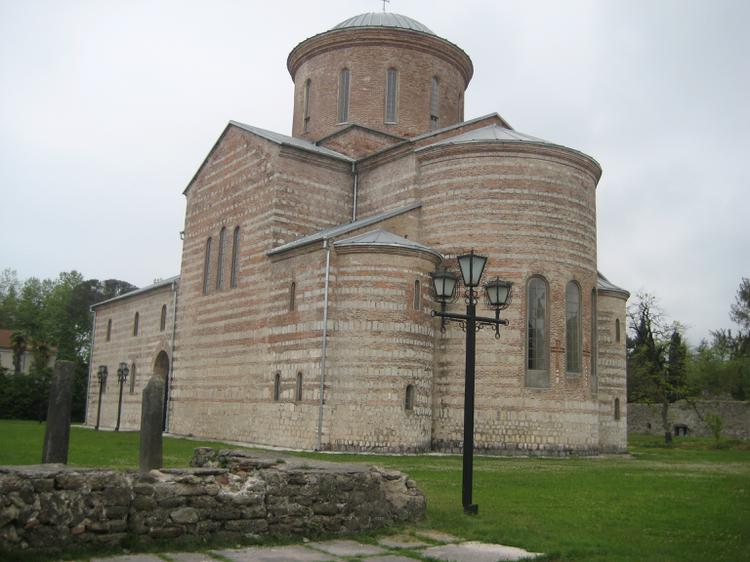 Пицундский храм, Абхазия. 