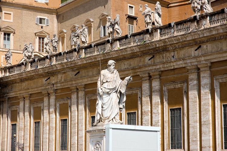 Италия - Статуя Апостола Павла