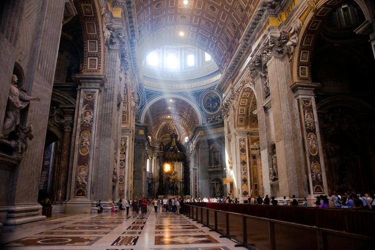 Италия - Внутри собора