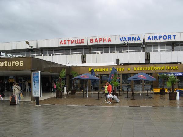 Болгария - В аэропорту Варны