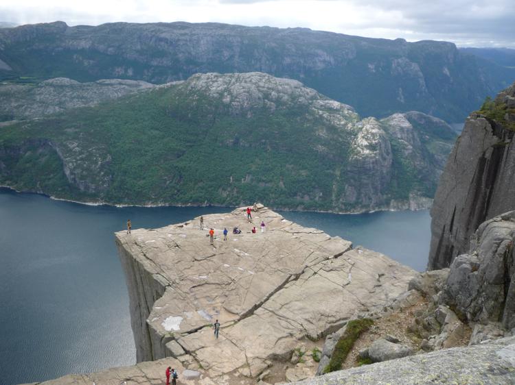 Норвегия - Вот она - красавица - скала Прекестолен!