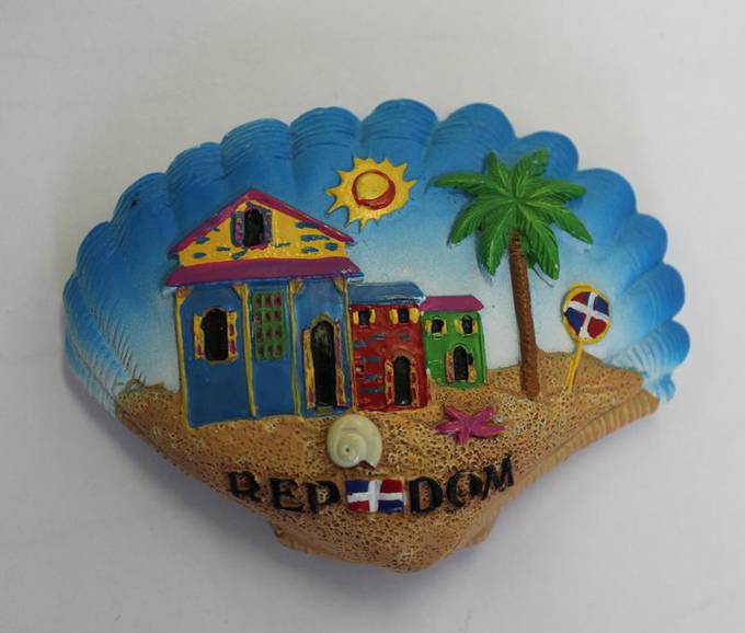 Сувениры из Пунта-Каны, Доминикана. Сувенир из Доминиканы - магнит на холодильник в виде ракушки