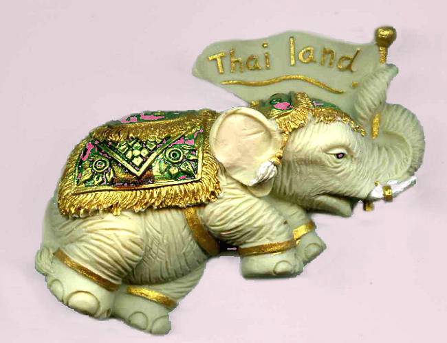 Сувениры из Краби, Таиланд. Магнит-сувенир в виде слона с тайского курорта Краби.