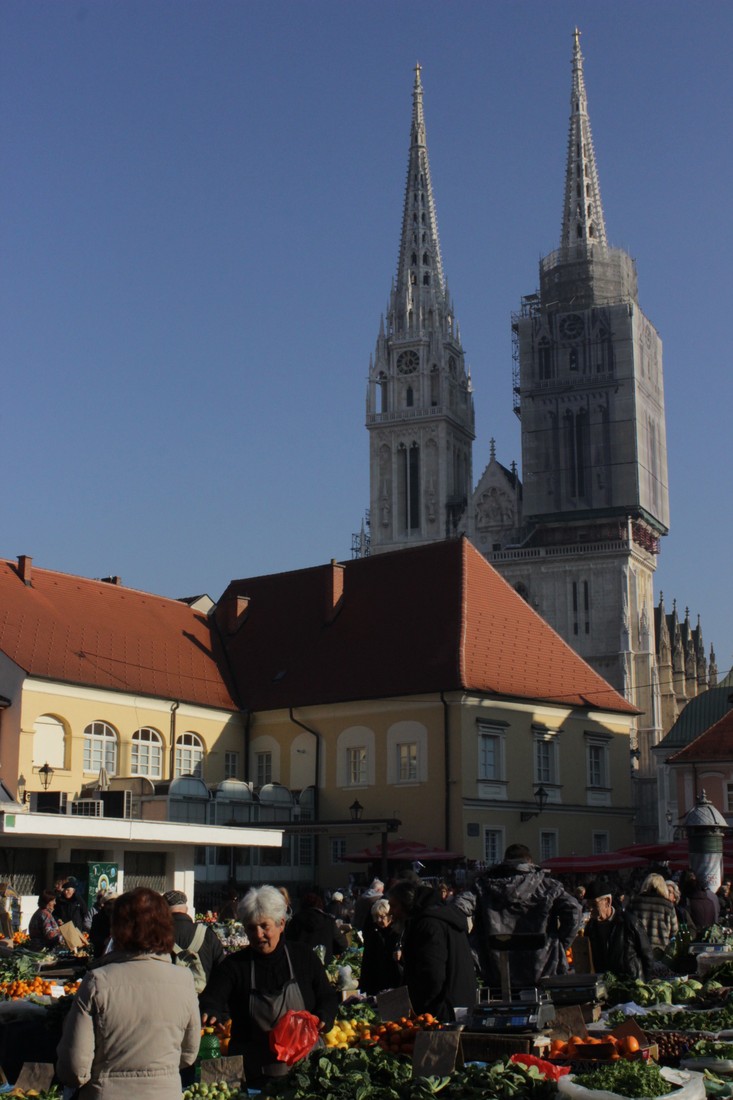 На рынке Загреба