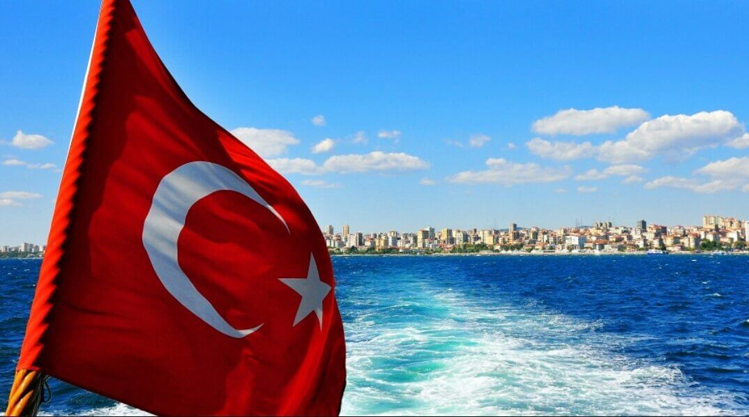 Турция ожидает возвращения немецких туристов, рассчитывая на 4 млн