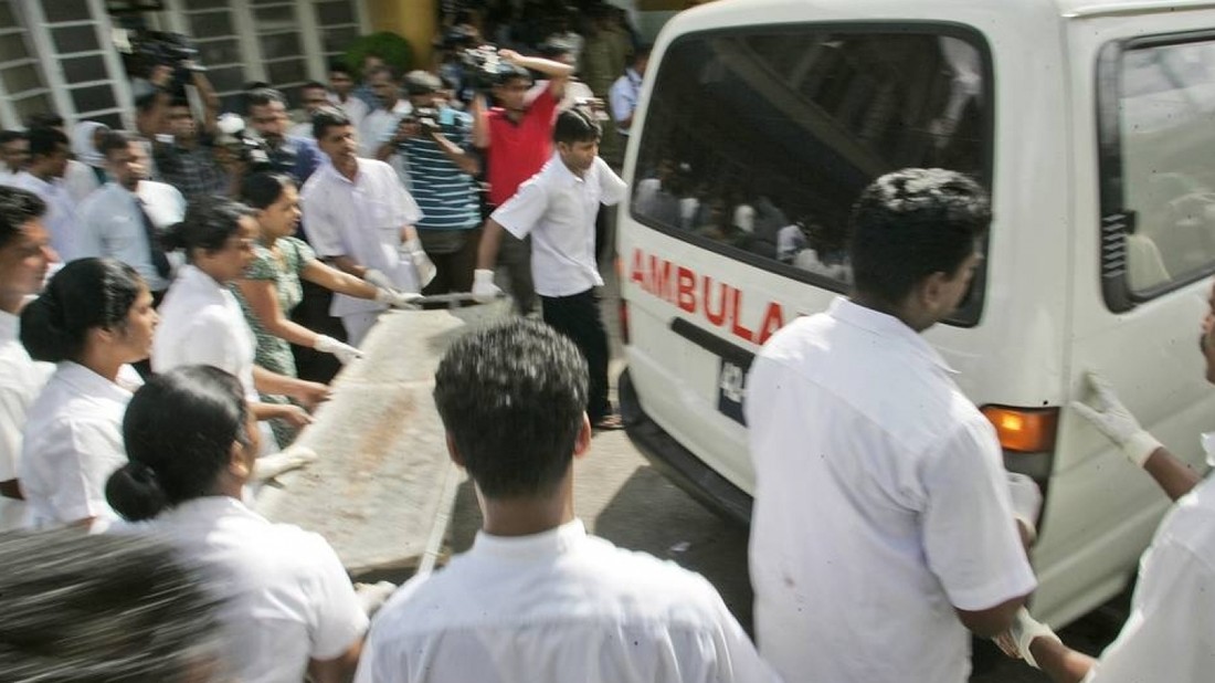 На Шри-Ланке взорваны три отеля и церкви, число жертв достигло 160 человек