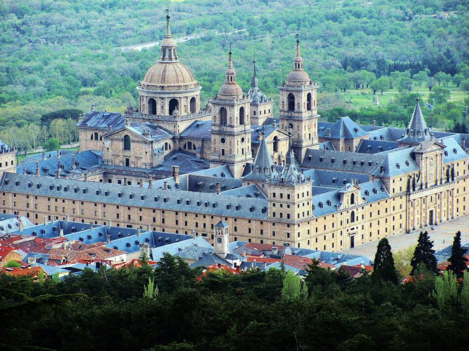 Испания - Экскурсии из Мадрида в монастырь-дворец Эскориал http://madrid.siteedit.ru/escorial/
