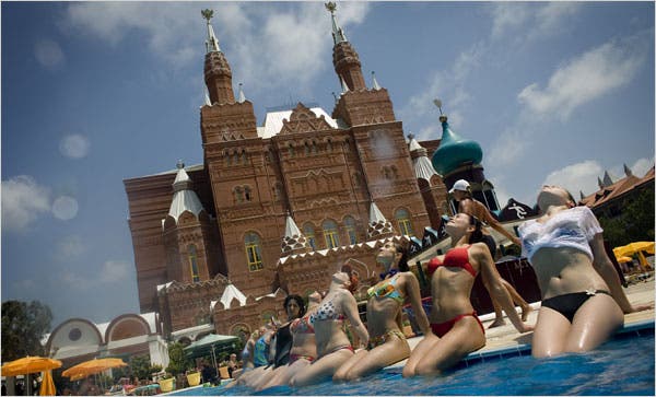 Коронавирус в Турции: курорты активно заполняются украинскими и белорусскими туристами