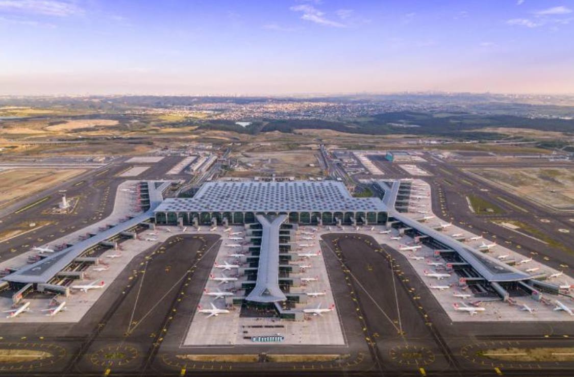 Российская туристка раскрыла варианты, как добраться из нового аэропорта Стамбула до центра города