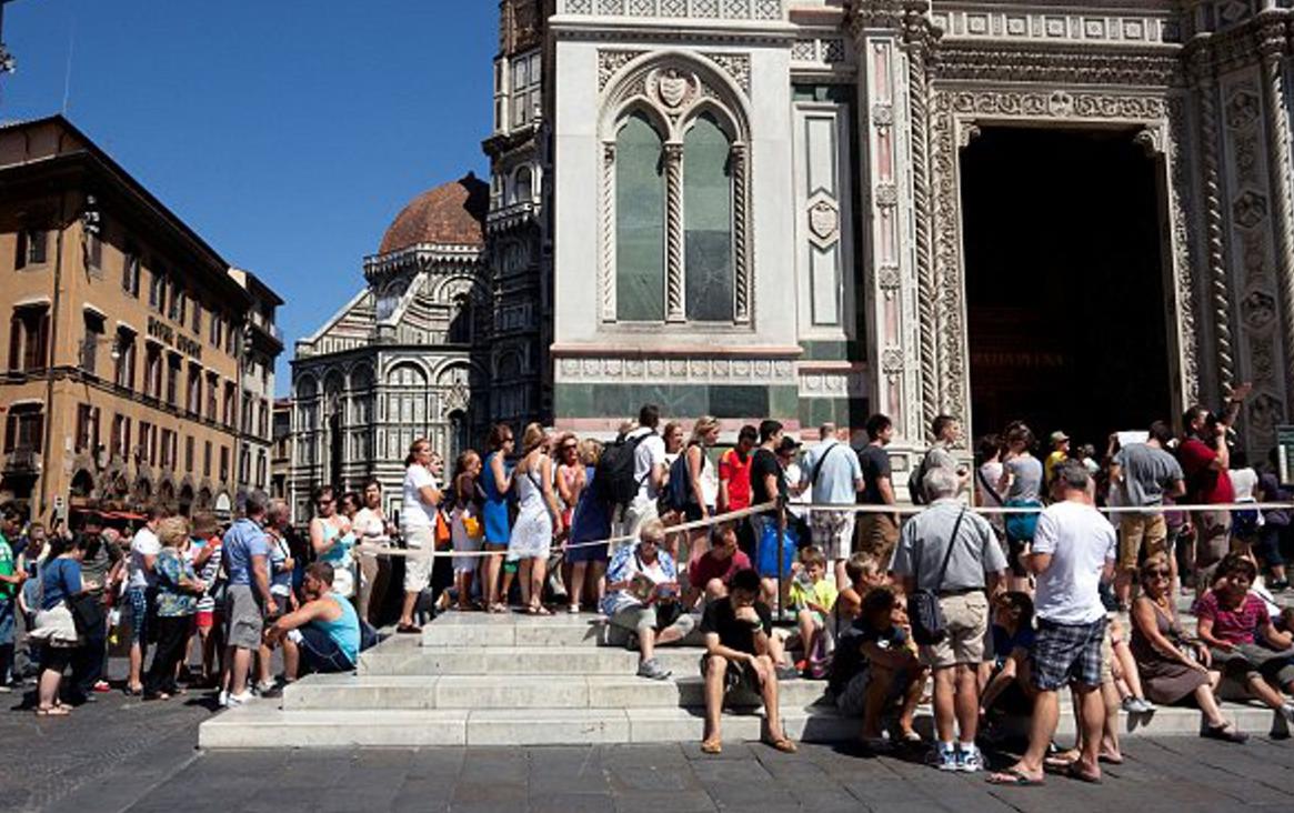 Директор музея назвал Флоренцию «проституткой» из-за ее продажности перед туристами